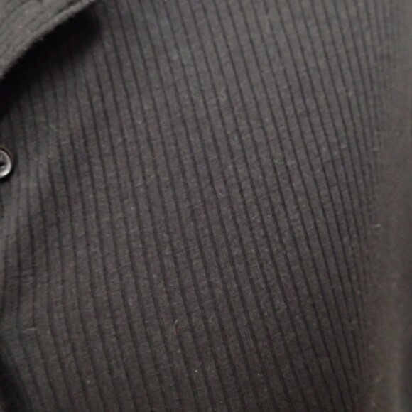 Crop Black Short Sleeve Crop Sweater Size XL 15-17 - Picture 3 of 4